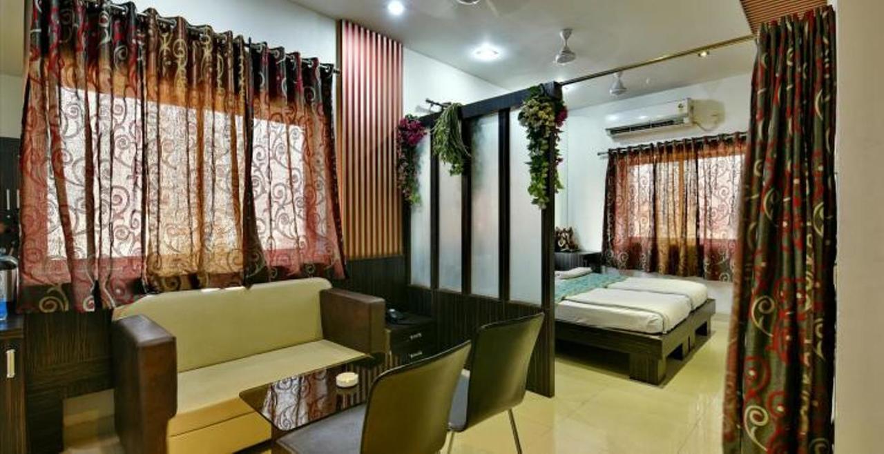Hotel Pink Pearl Raigarh Exterior foto