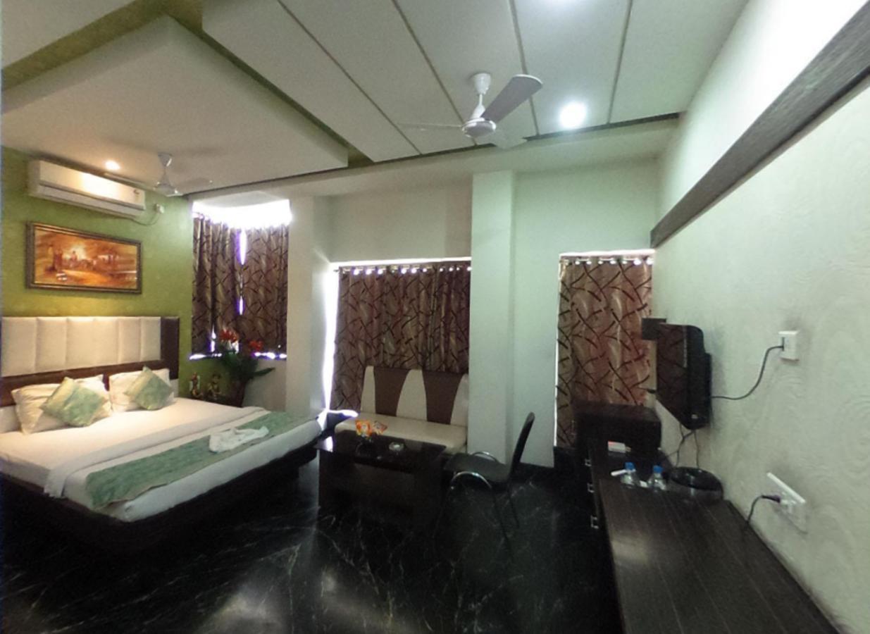 Hotel Pink Pearl Raigarh Exterior foto